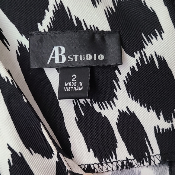 AB Studio Black and White Sheath Dress - Picture 4 of 5